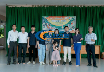 Vui Tết Trung Thu 2025 cùng các em nhỏ Trường Tiểu học Bông Trang